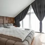 Appartement Goldhill 12 *
