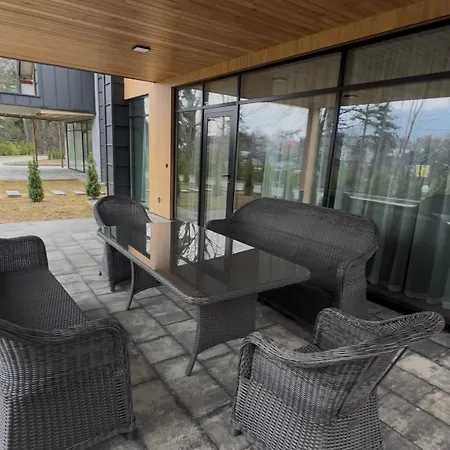 Apartment Goldhill 4,6,7 Jaremtsche