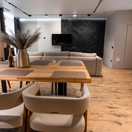 Goldhill 10 * Yaremche