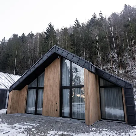 Goldhill 10 Apartment