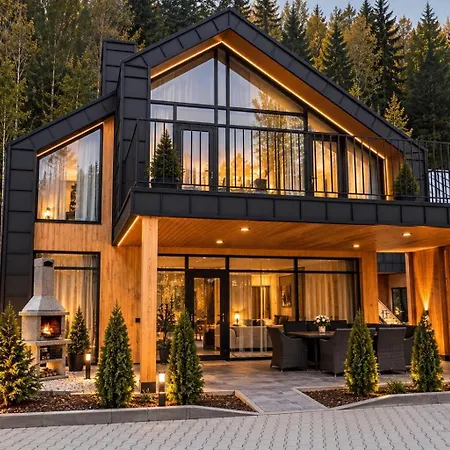 Goldhill 12 Апартаменты